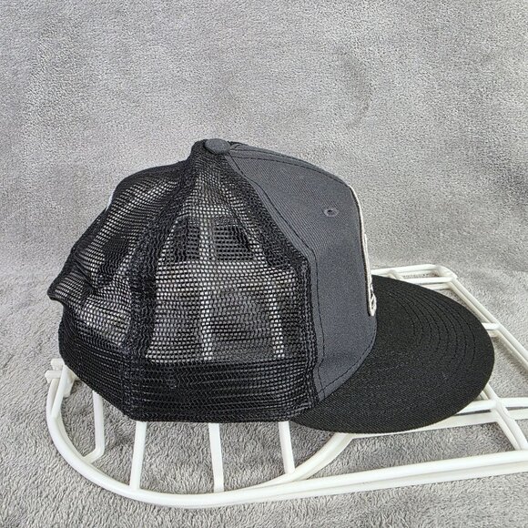 Las Vegas Raiders New Era 9Fifty Snapback Hat Black/Gray Mesh Adjustable NFL Cap - Picture 7 of 8